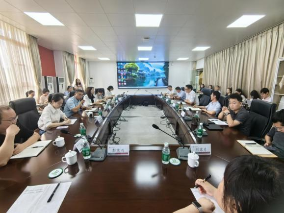 招投标与采购中心到灾后重建与管理学院 开展主题党日活动及业务座谈交流